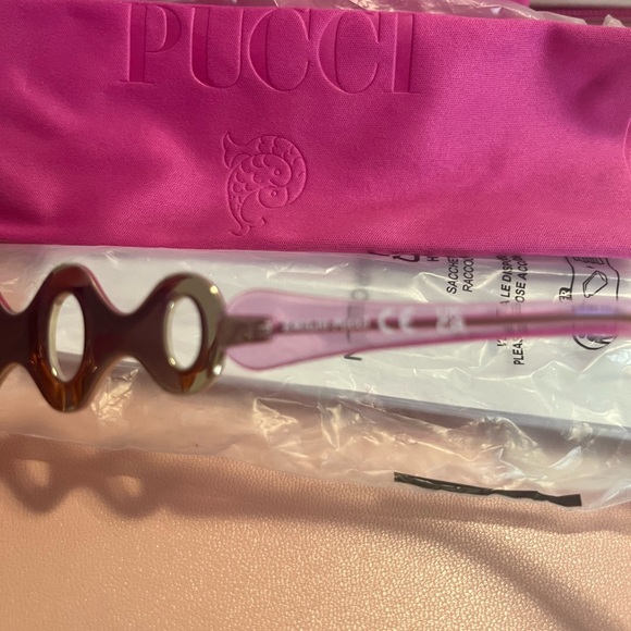 Emilio Pucci Sunglasses - Picture 2 of 4